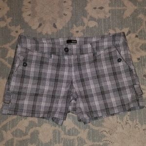 A.N.A. Womens 4" shorts size 12 NWOT